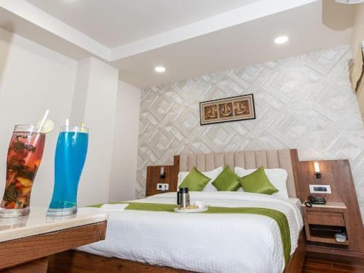 Hotel Emerald Inn 博帕尔 外观 照片