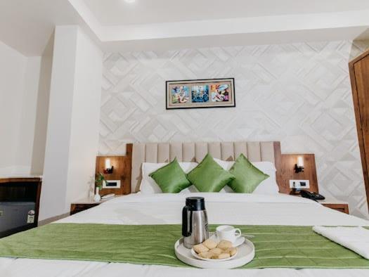 Hotel Emerald Inn 博帕尔 外观 照片