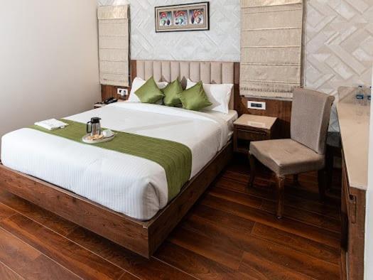 Hotel Emerald Inn 博帕尔 外观 照片
